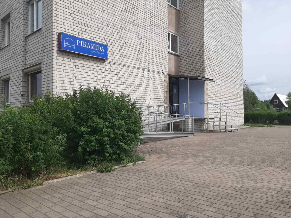 Piramida Apartments Нарва Экстерьер фото