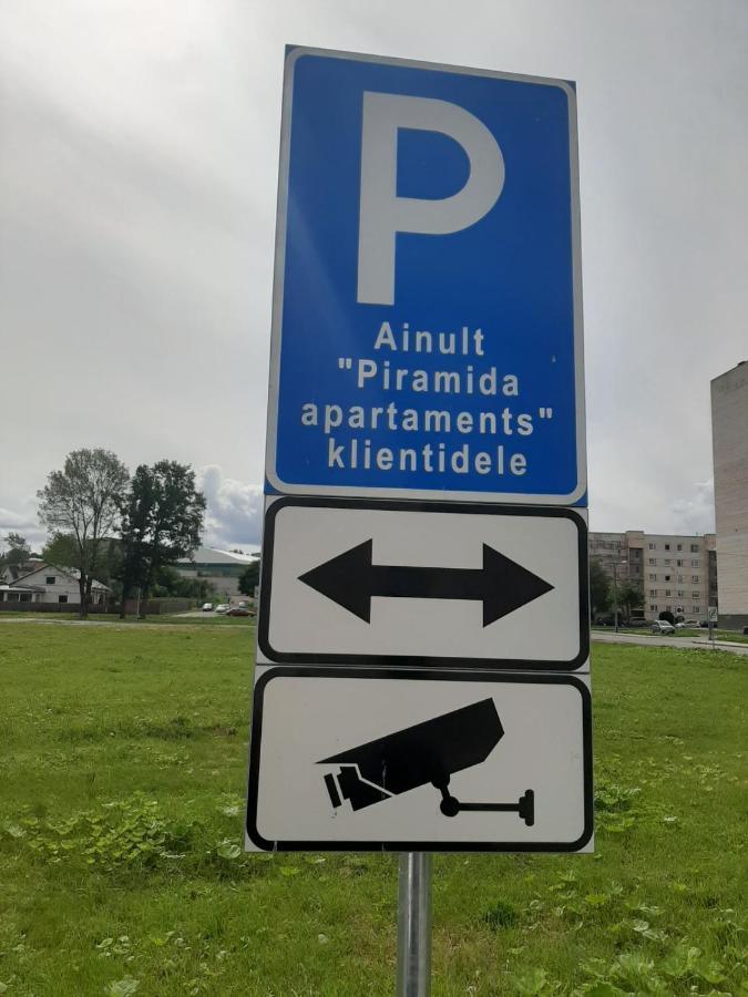 Piramida Apartments Нарва Экстерьер фото